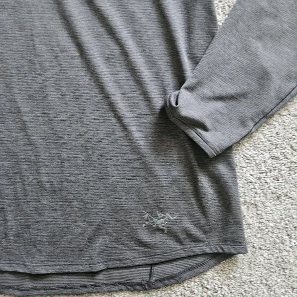 Arc'teryx Gray Long Sleeve Tee Relaxed Fit - Picture 3 of 4